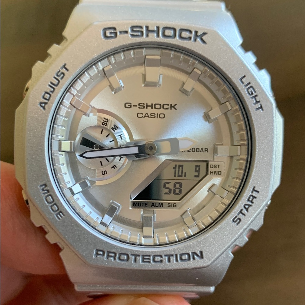 Casio G-Shock “Casi Oak” GA2100FF-8A